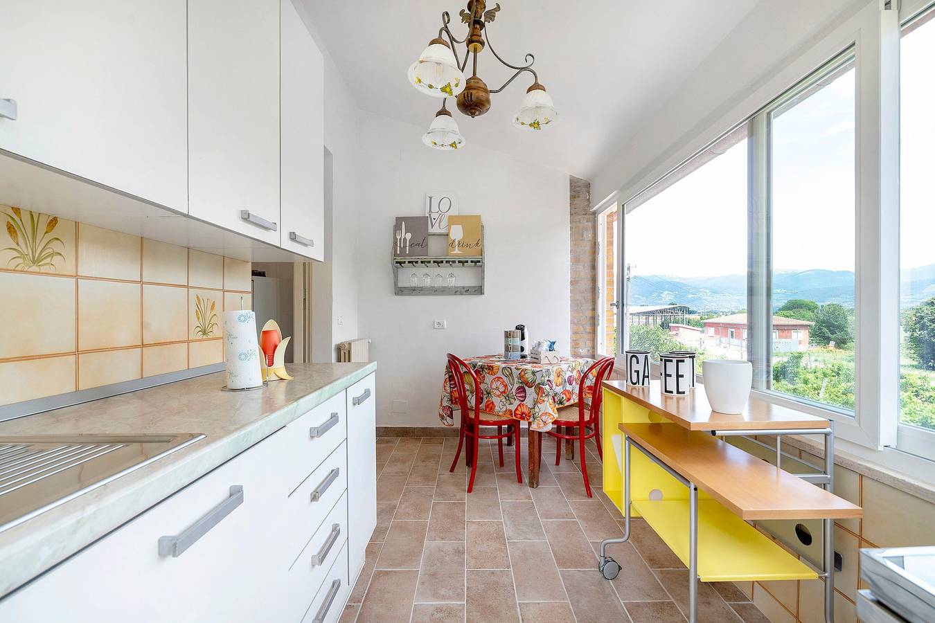 Casa Ortensia: Country House with Private Terrace, Garden, and Wi-Fi in Spoleto, Perugia Province
