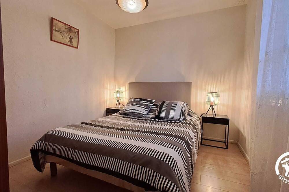 Au centre du village in Lagrave, Région d'Albi