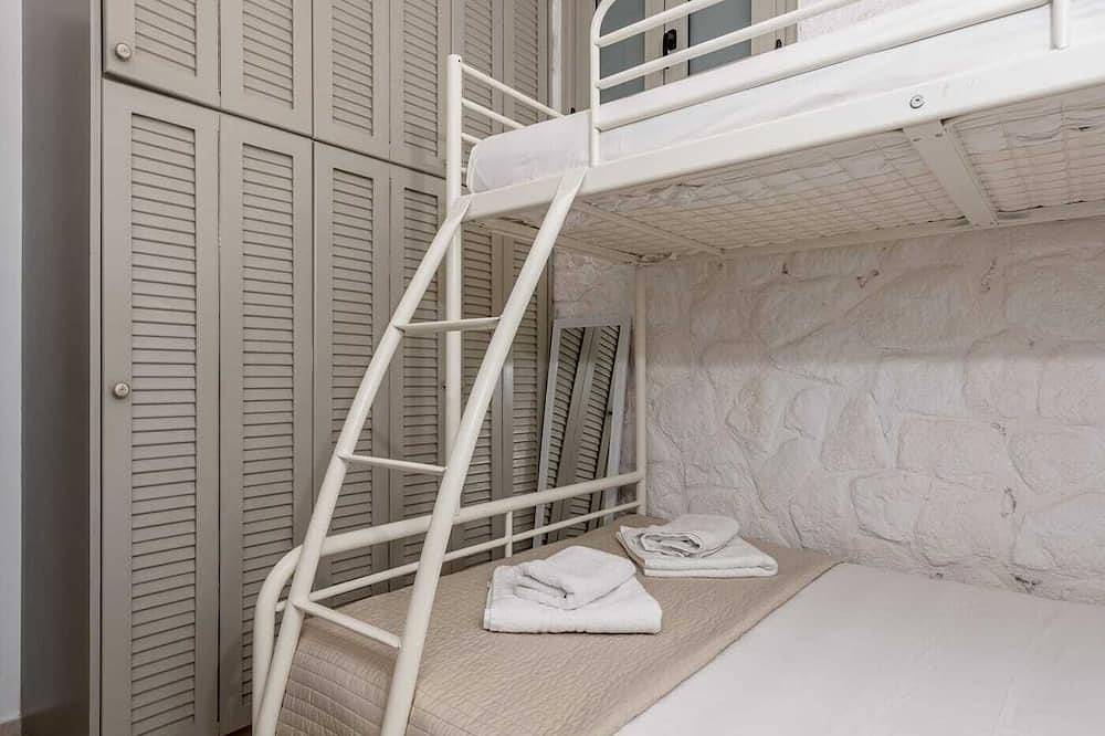 Happy Stay Apartment in Milos