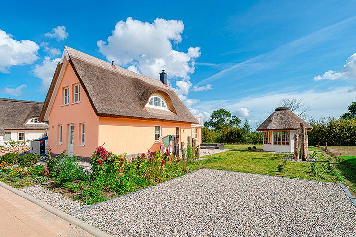 Ferienhaus für 6 Personen, mit Terrasse und Garten sowie Sauna