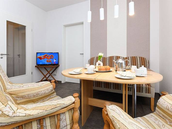 Ganze Ferienwohnung, Ferienwohnung im Haus Deichmuschel - Ferienwohnung Deichmuschel in Bensersiel, Esens