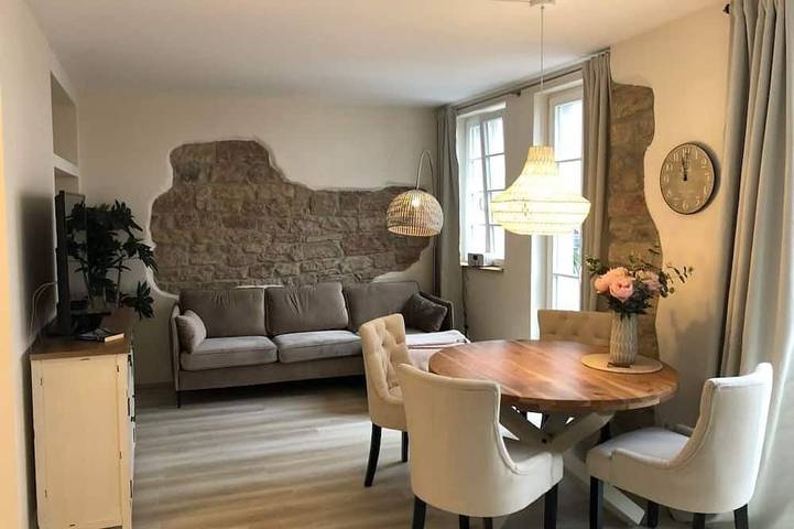 Ferienwohnung für 4 Personen, mit Terrasse in Wachenheim