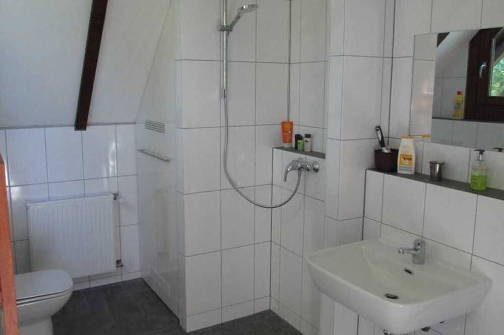 Ferienhaus im Grünen (mit E-Auto Ladesäule) - Ferienhaus im Grünen in Morsbach, Oberbergischer Kreis