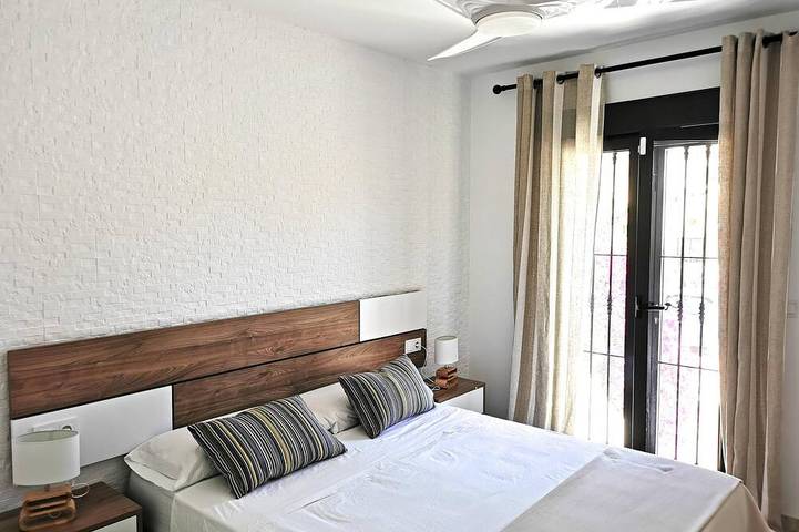 Magnifique maison rénovée en 2024, au calme, tout compris, proche de tout. in Orihuela, Costa Blanca