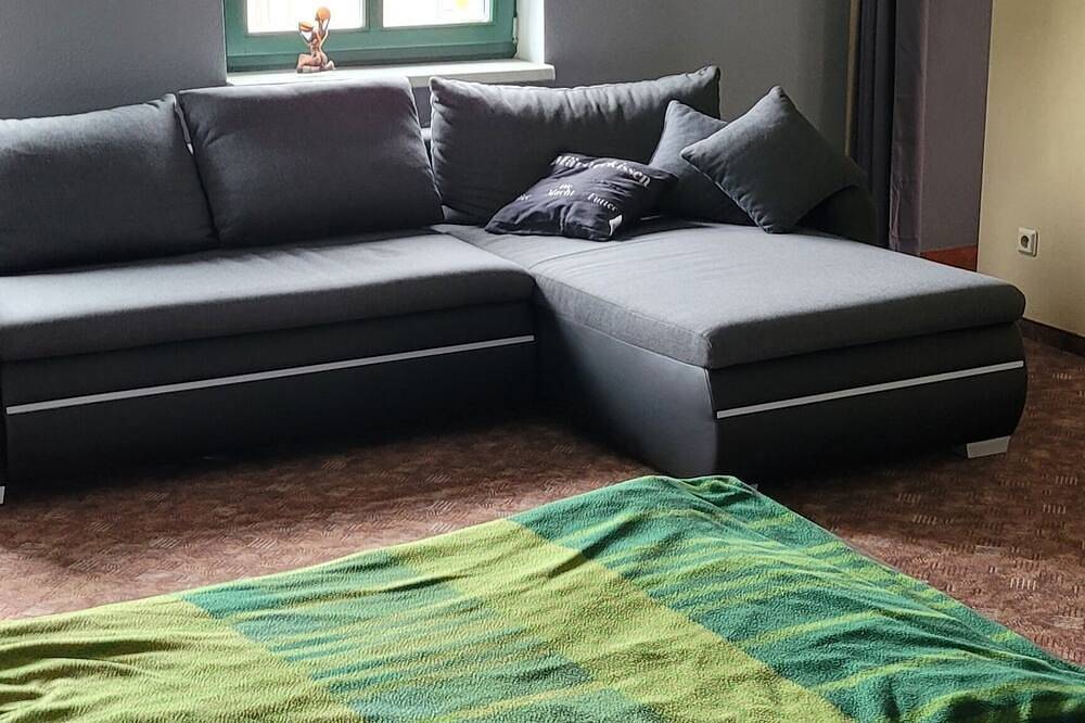 Ganze Wohnung, Gemütliche Ferienwohnung zentral gelegen  Grüne Umgebung in Lieberose, Dahme-Spreewald
