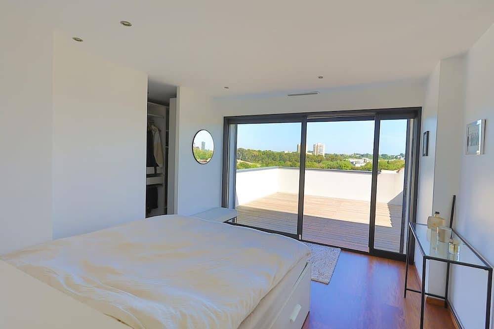 Villa Easy Sun and Spa, swimming pool. Close to Montpellier in Juvignac, Côte d'Améthyste