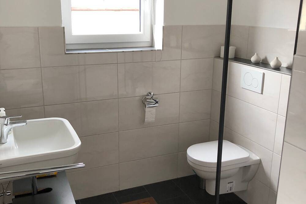 Ganze Wohnung, Fewo4You - Fewo Rhein-Lahn in Lahnstein, Osteifel