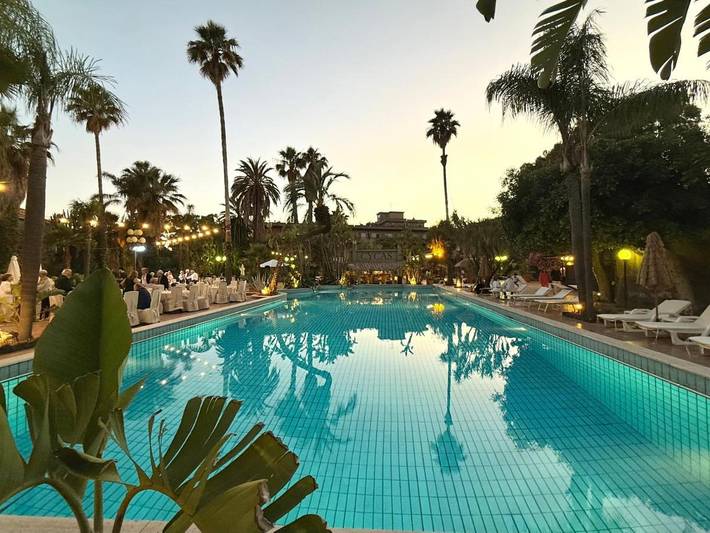 Appartamento per 2 persone, con Terrazza e Giardino nonché Piscina a San Giovanni La Punta