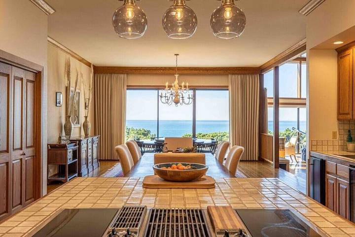 Vacation house for 16 people, with balcony and yard - 1