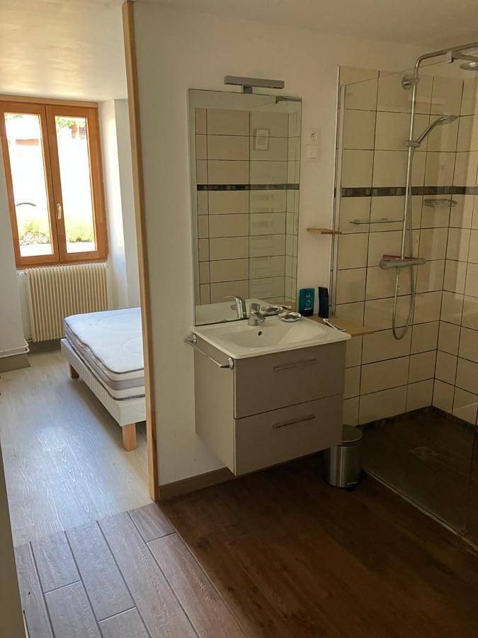 Location de vacances pour 6 personnes, avec vue et jardin à Bussy-le-Grand - 3