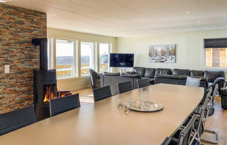Ferienhaus für 13 Personen, mit Terrasse und Garten sowie Ausblick in Frøya - 3
