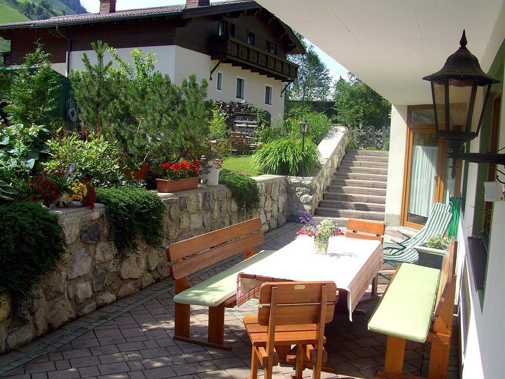 Geheel vakantieappartement, Ap.Iv + V/4 Schlafräume/Bad, Wc in Kleinarl, Ski Amadé