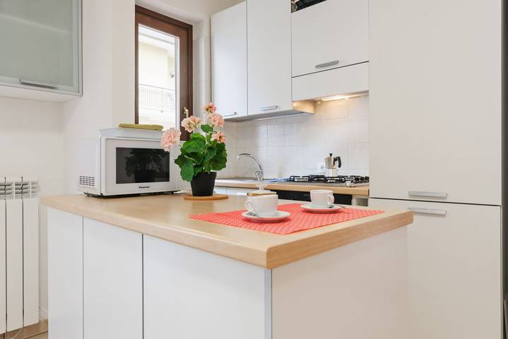 Apartamento entero, GuestHost - Casa Selleri 4 with Terrace! 100m to Villa Reale! in Lecce, Provincia de Lecce