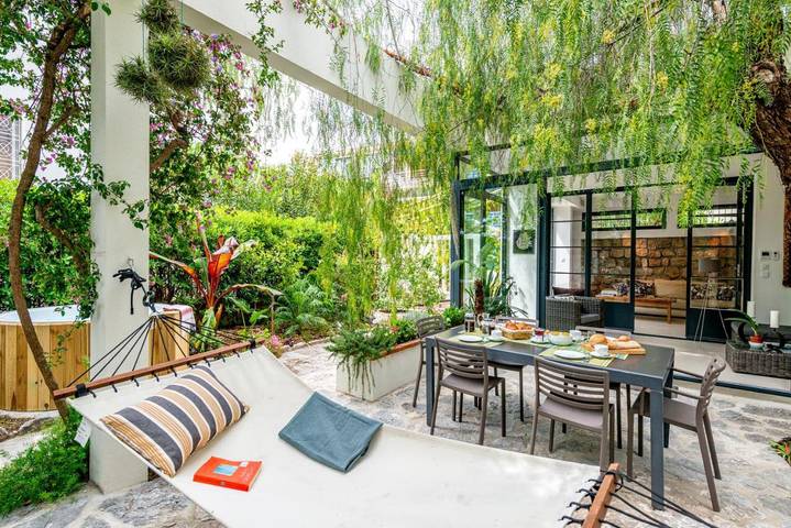 Villa pour 6 personnes, avec jardin et jacuzzi, animaux acceptés dans Golfe-Juan