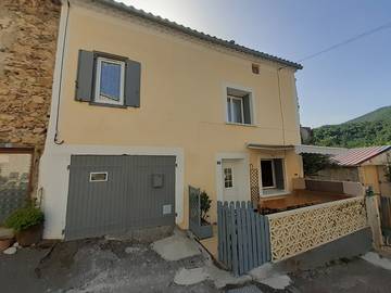Gîte pour 6 personnes, avec terrasse à Quillan
