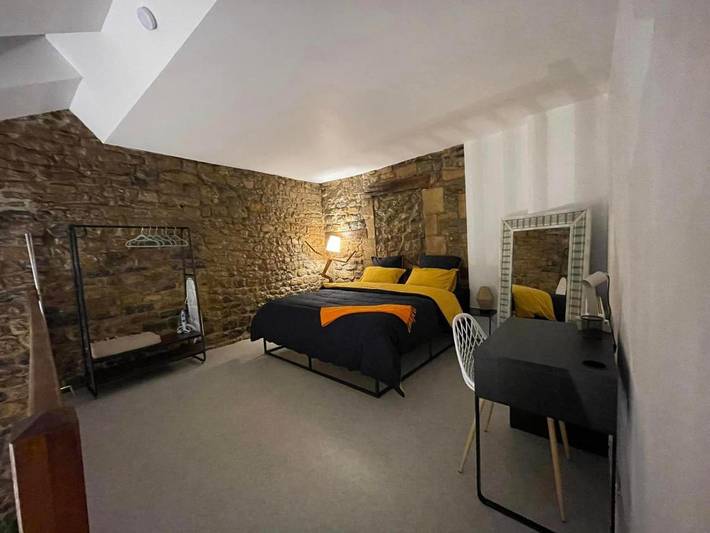 Gîte pour 3 personnes dans Place Ducale Charleville Mezieres - 3