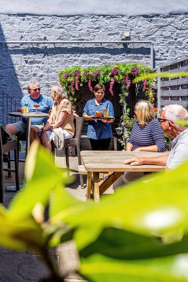 Hôtel pour 2 personnes, avec terrasse, animaux acceptés dans Saint-Hélier - 2