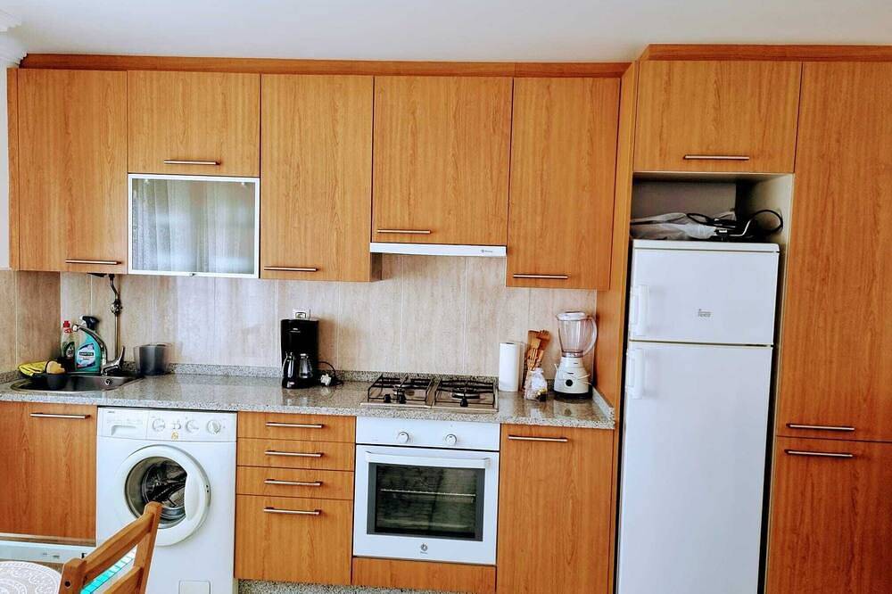 Ideal house to share with family or friends, next to the beach and the mountains. in Camelle, Camariñas