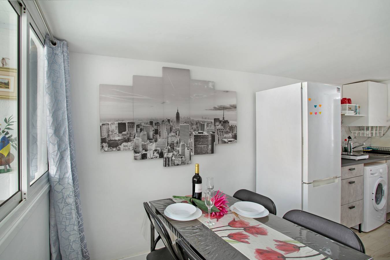 Apartamento entero, Apartamento de vacaciones 'Villa Monica' con vistas al mar, terraza privada y Wi-Fi in Agüimes, Gran Canaria Este
