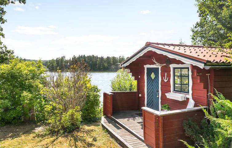 Ferienhaus für 6 Personen, mit Garten und Terrasse sowie Seeblick und Sauna in Östergötland - 3