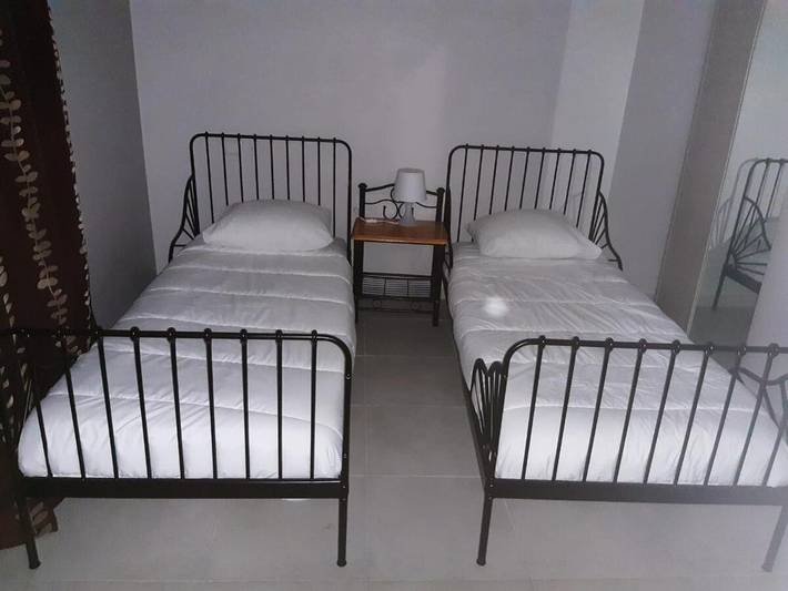 Location de vacances pour 6 personnes, avec terrasse ainsi que piscine et jardin à Siorac-en-Périgord - 2