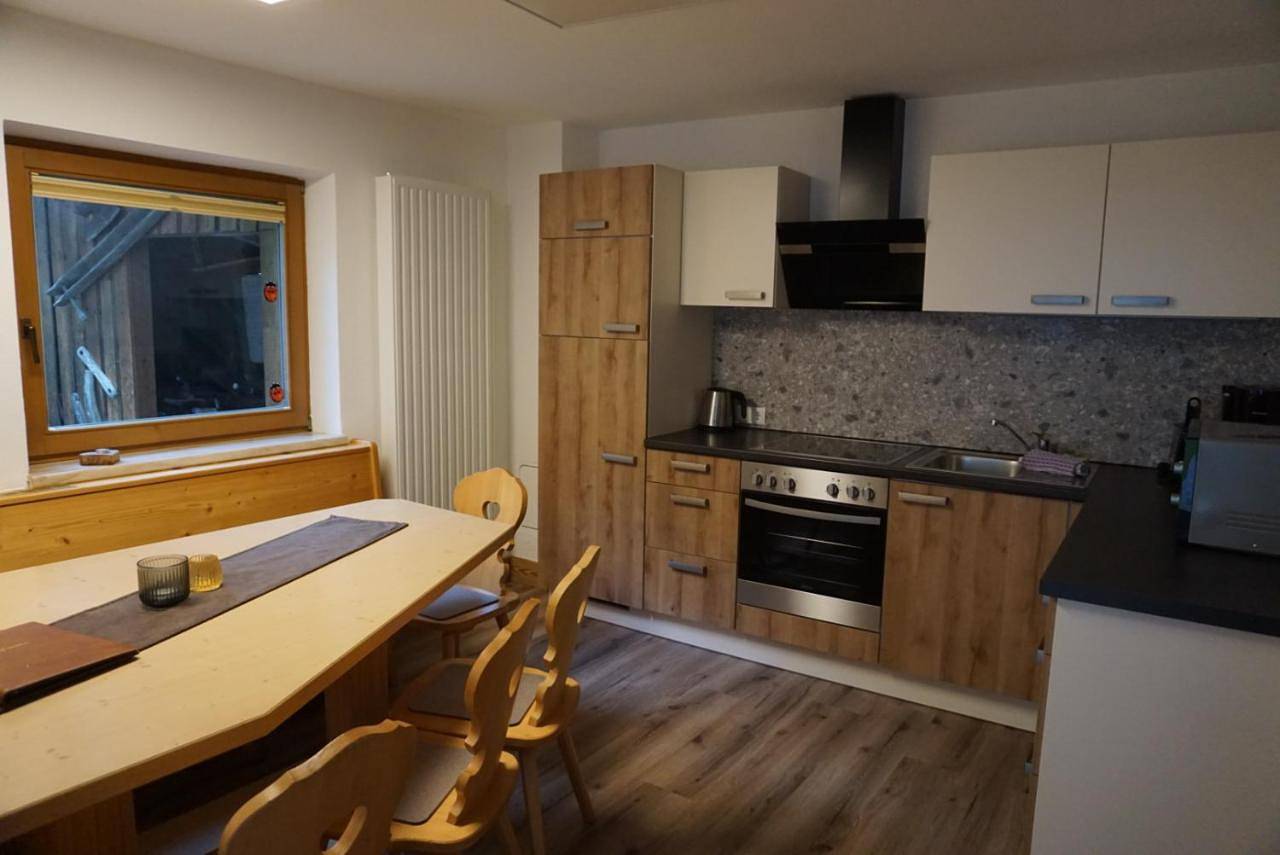 Four-Bedroom House with Balcony and Garden View in Stubaier Alpen, Neustift im Stubaital