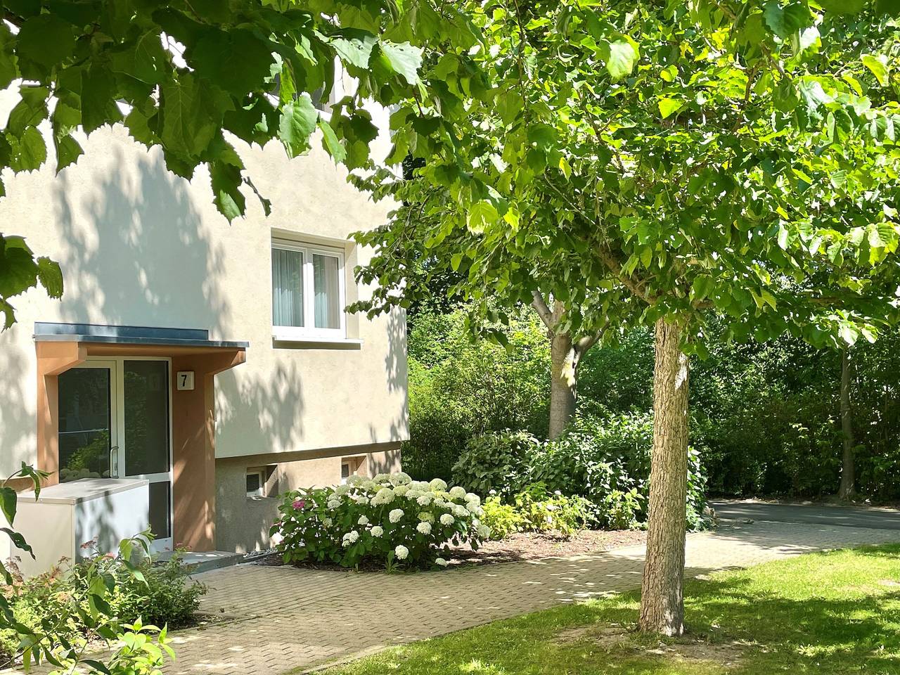 Ganze Ferienwohnung, Ferienwohnung Rote Spitzen der Wohnungsgenossenschaft Wag - Fewo 2 Rote Spitzen in Altenburg, Ostthüringen