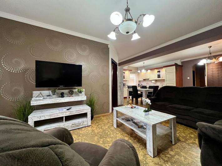 Apartament wakacyjny dla 6 osób, z Balkon i Taras w Debreczyn