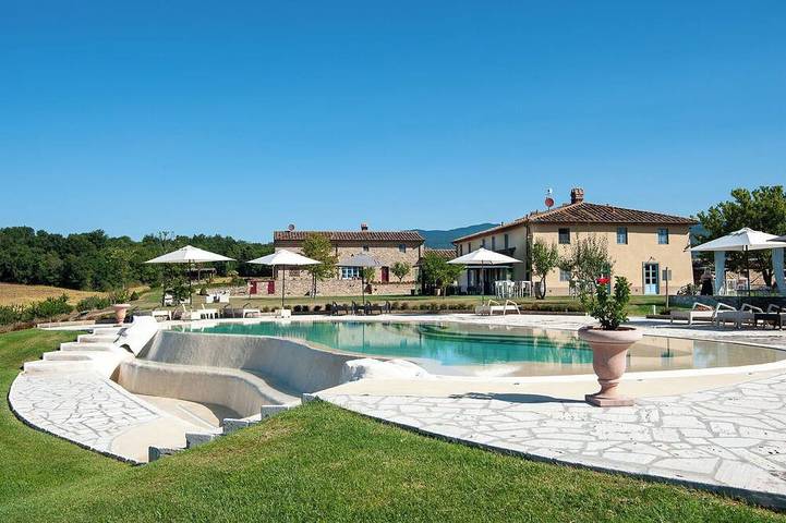 Ferienhaus für 14 Personen, mit Garten am Lago di Bilancino