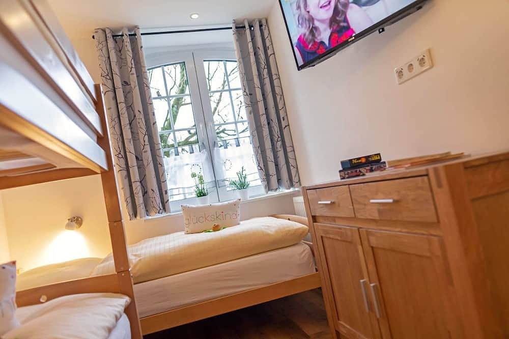 Ganze Wohnung, Ferienwohnung \"Katarina 2\" direkt neben dem Landhotel Albers - Ihre Vermieter in Bödefeld, Schmallenberg