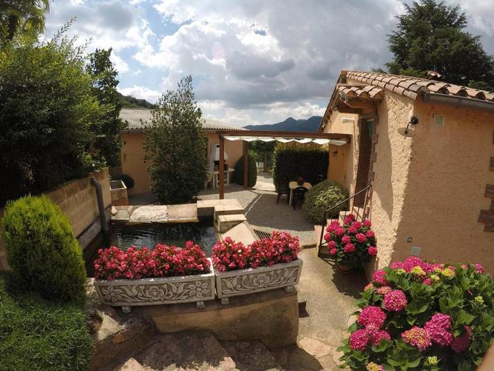 Casa rural para 5 personas, con Balcón y Terraza además de Jardín y Piscina en Parque natural del Montseny - 2