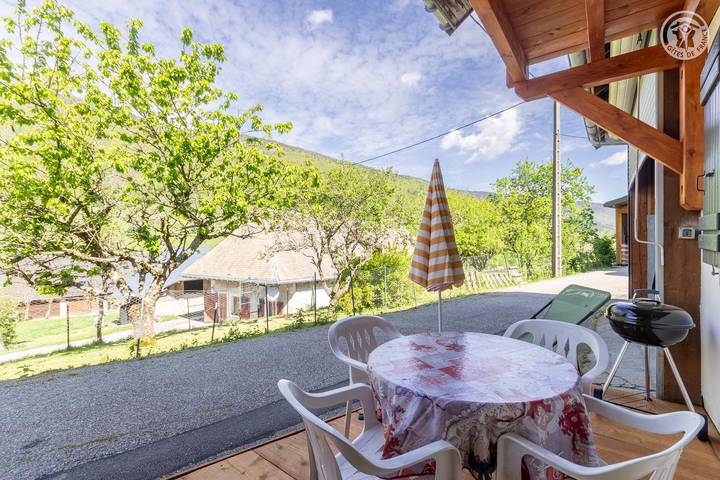 Gîte pour 4 personnes, avec terrasse à Aillon-le-Jeune - 2