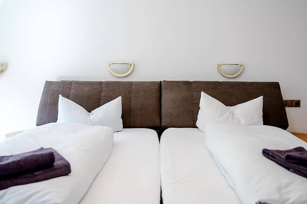 Comfortable and versatile room -perfect for relaxation, work and exchange in Züschen, Winterberg