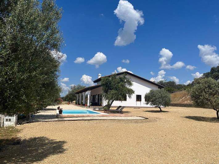 Casa rural para 8 personas, con piscina además de jardín y vistas en El Castillo de las Guardas - 4