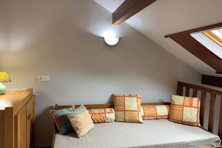 Gîte Chalet 4 chambres \"Le Miroir du Lison \" en Franche Comte Animal accepte in Nans-sous-Sainte-Anne, Jura Francais