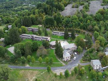 Gîte pour 5 personnes, adapté aux familles à Saint-Julien-Chapteuil