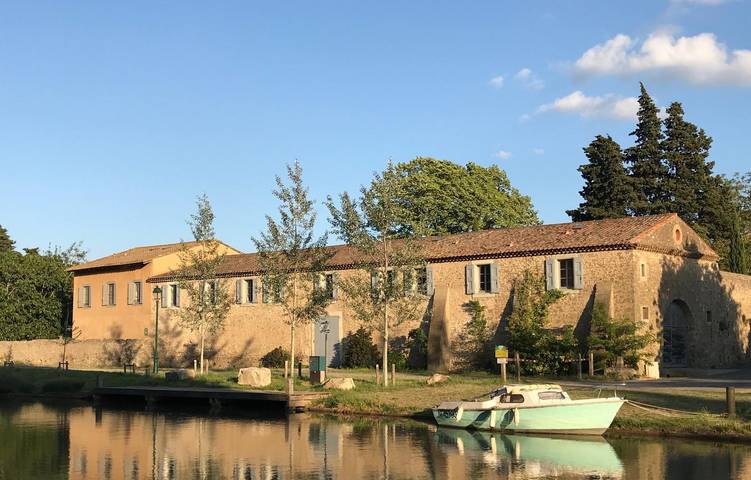 Gîte pour 6 personnes, avec jacuzzi ainsi que jardin et terrasse à Marseillette - 2