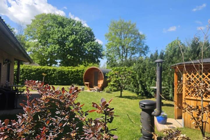 Ferienhaus für 4 Personen, mit Garten und Sauna in Dahmen - 2