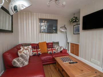 Cottage for 5 People in Chester, Cheshire, Photo 3