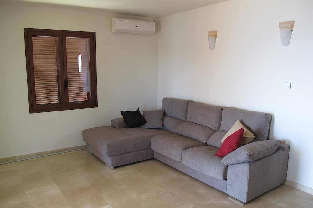 Seafront Modern Villa, unglaubliche Aussicht, schöner Sandstrand in wenigen Schritten, kostenloses Wifi in Cala Llombards, Santanyí