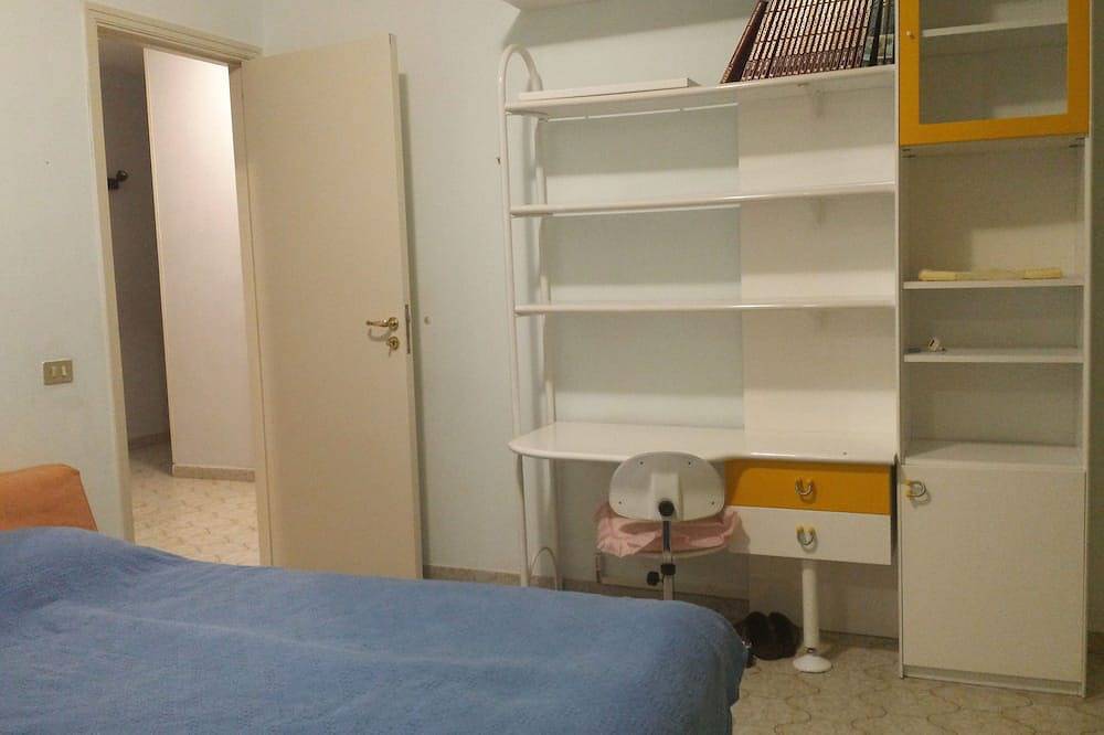 Entire apartment, Elegant and modern furnished apartment in Sciacca with all comforts in Sciacca, Agrigento Province