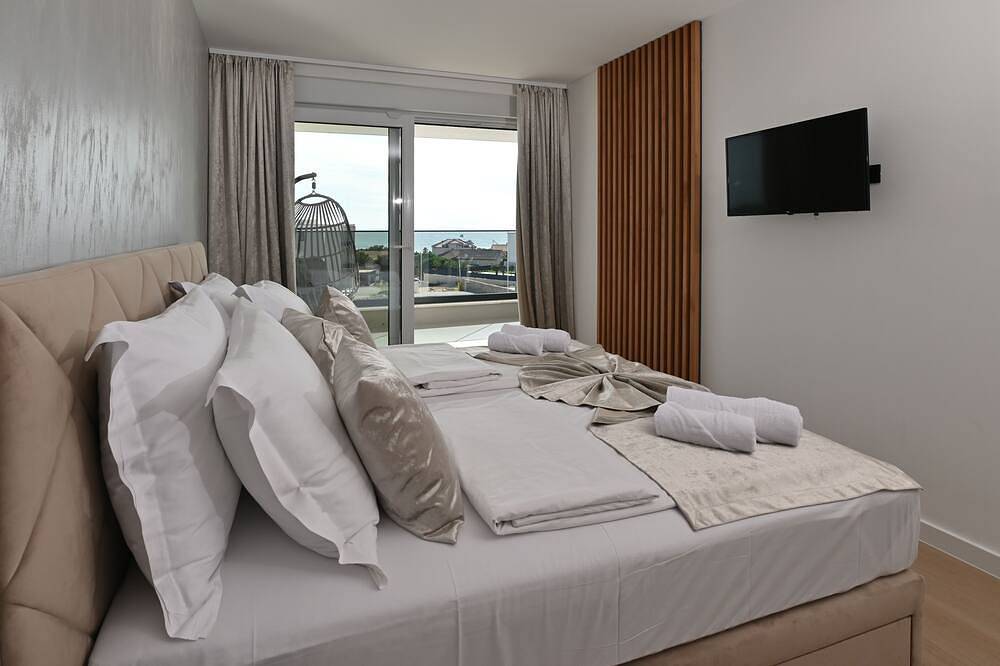 Luxury villa with pool Noa in Novalja, Pag Island