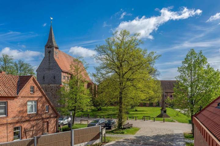Hotel für 2 Personen, mit Terrasse und Garten sowie Sauna in Zarrentin am Schaalsee - 4