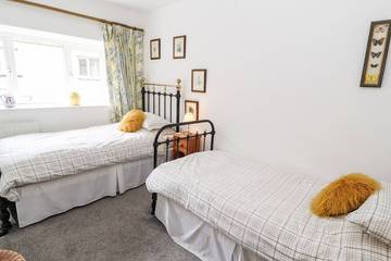 Log Cabin for 4 People in Pooley Bridge, Cumbria, Photo 2