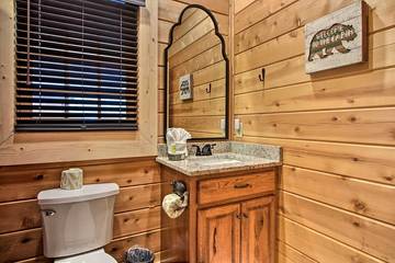 Log Cabin for 7 Guests in Pigeon Forge, Sevier County, Picture 1