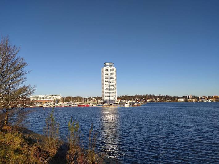 Apartamento entero, Ferienwohnung "FjordHavn" im 8.Stock vom Wikingturm in Schleswig (ciudad), Schleswig & Surroundings