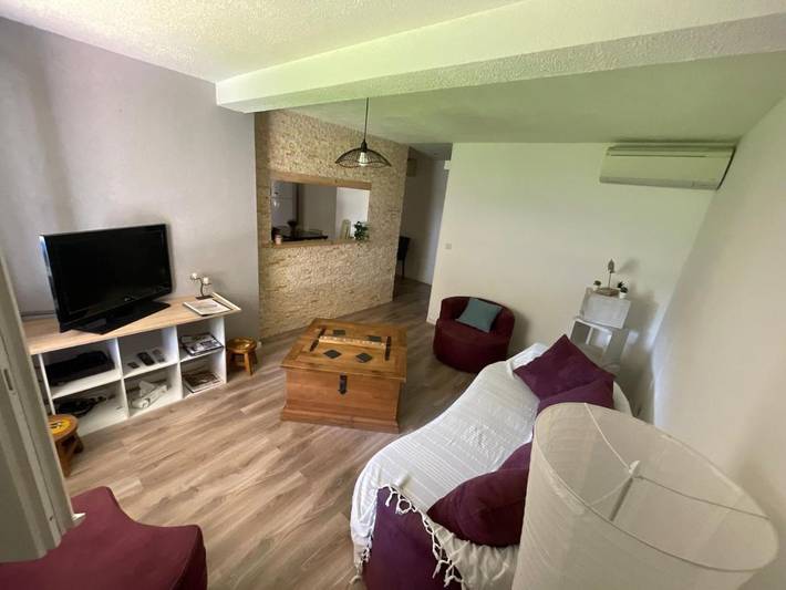 Appartement de vacances pour 5 personnes, avec Terrasse et Jardin à Cers