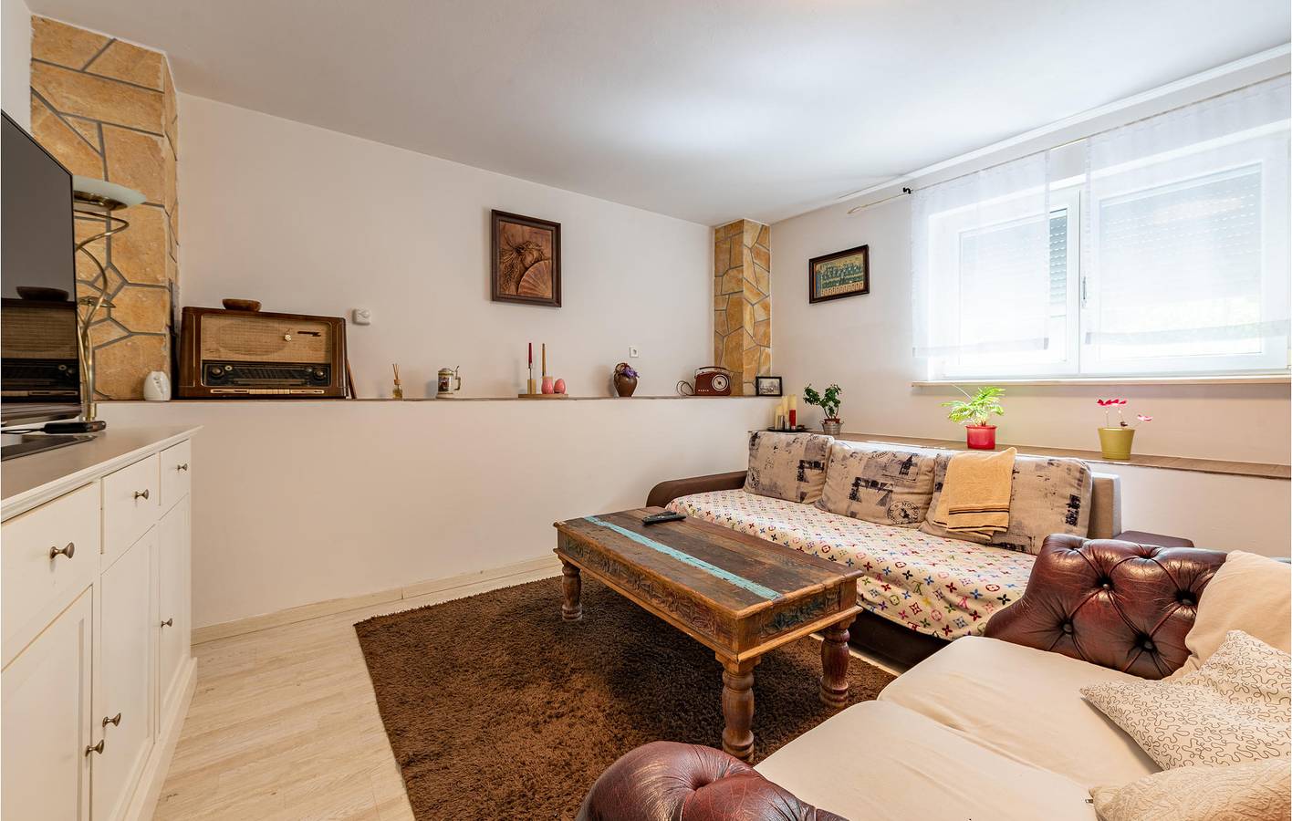 Apartamento vacacional entero, Encantador apartamento a 2 km de la playa con wifi, aire acondicionado, terraza y aparcamiento in Ciudad de ZadarZadar, Zadar (Municipality)