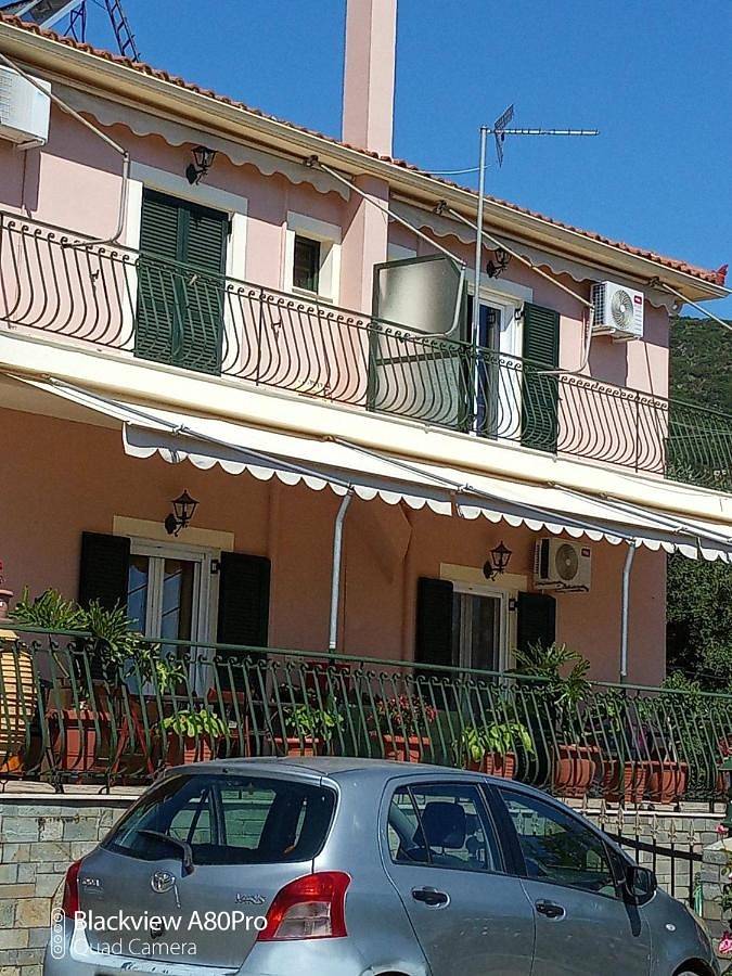 Maison d’hôte pour 3 personnes, avec Balcon et Terrasse ainsi que Jardin et Vue à Céphalonie