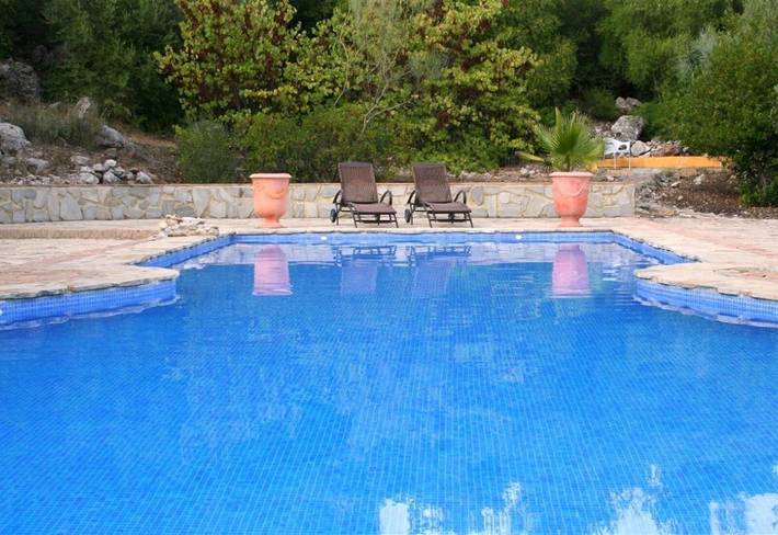 Estudio entero, Casa de vacaciones "Romantic paradise 1" con piscina, jardín y Wi-Fi, admite mascotas in Montecorto, Andalucía